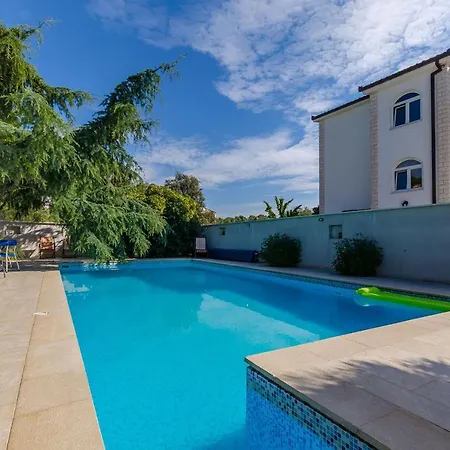 Apartmán Milivoj Seget Vranjica