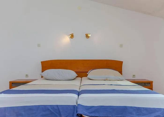 Milivoj Apartman Seget Vranjica